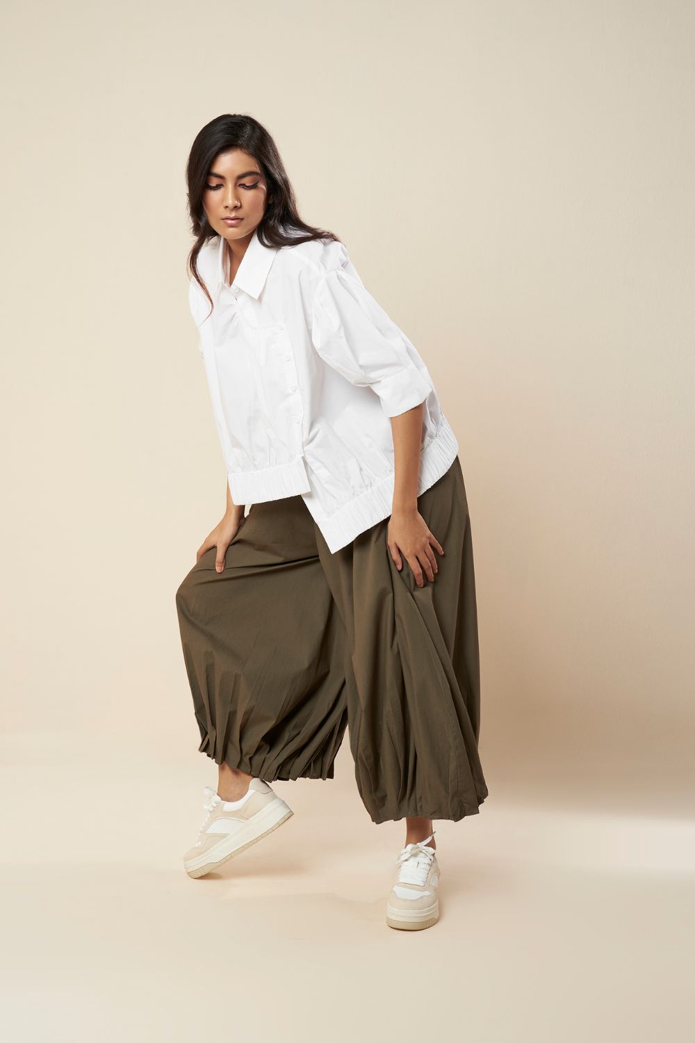 ASYMMETRICAL SHIRT WITH ELASTIC HEM