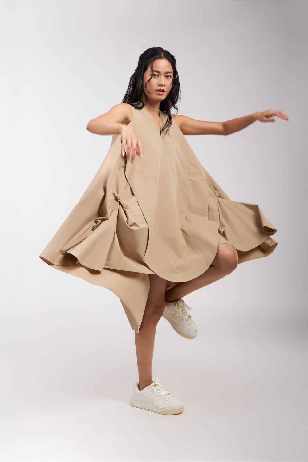 DRESS WITH SIDE AND BACK DRAPE