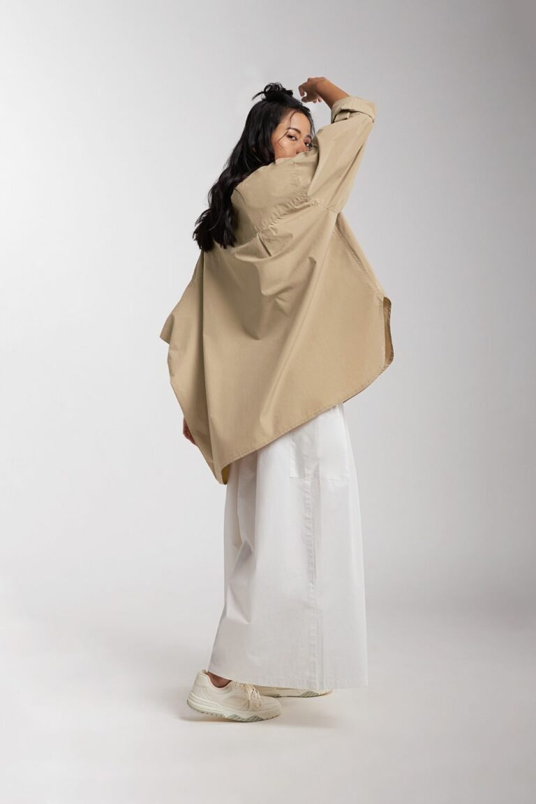 SHIRT WITH ONE SIDED BACK PLEAT