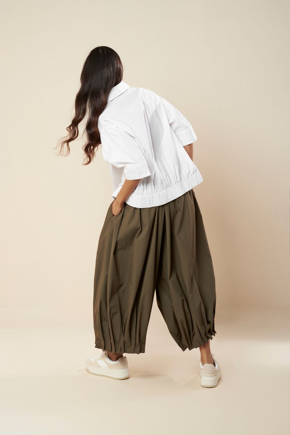 ASYMMETRICAL SHIRT WITH ELASTIC HEM