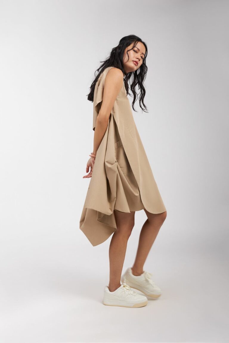 DRESS WITH SIDE AND BACK DRAPE