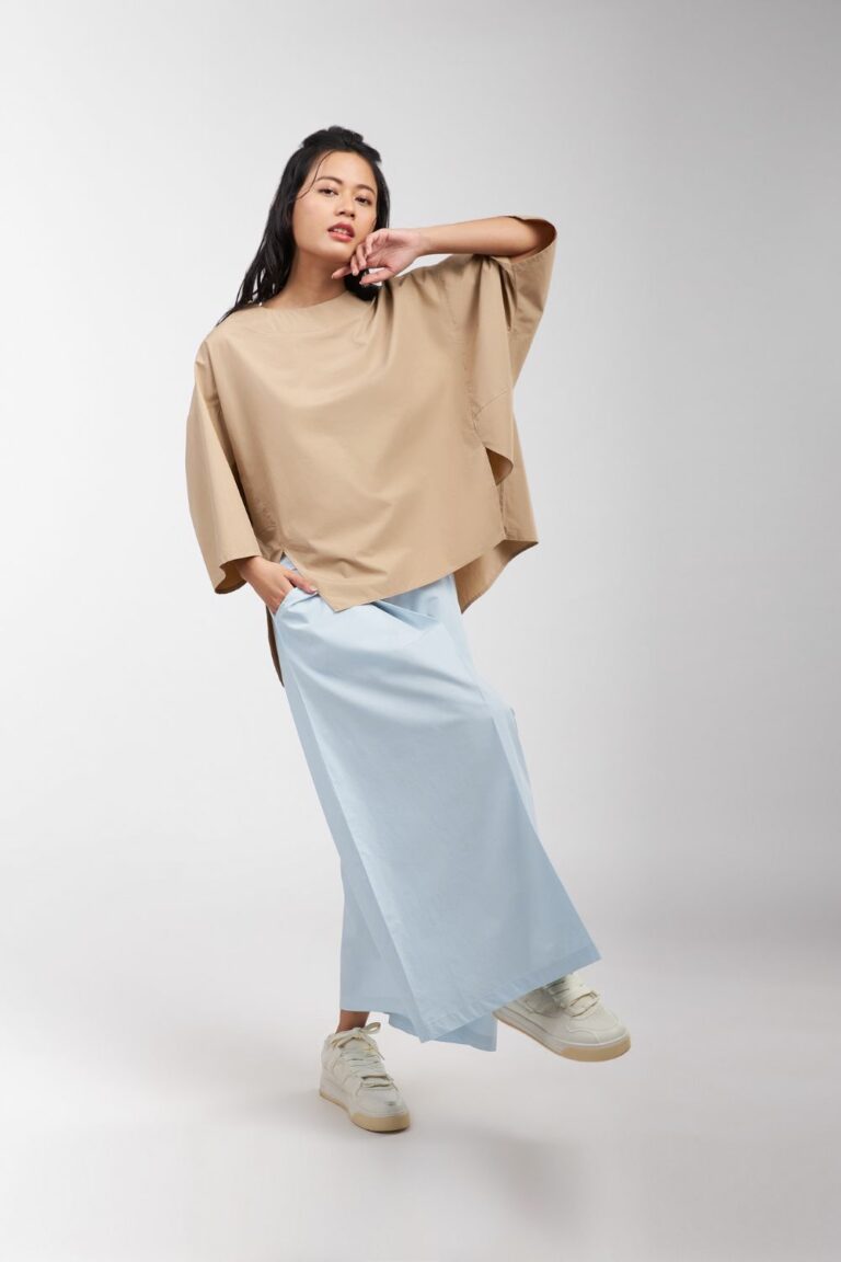 LOW CROTCH FLARE PANTS WITH PLEATS