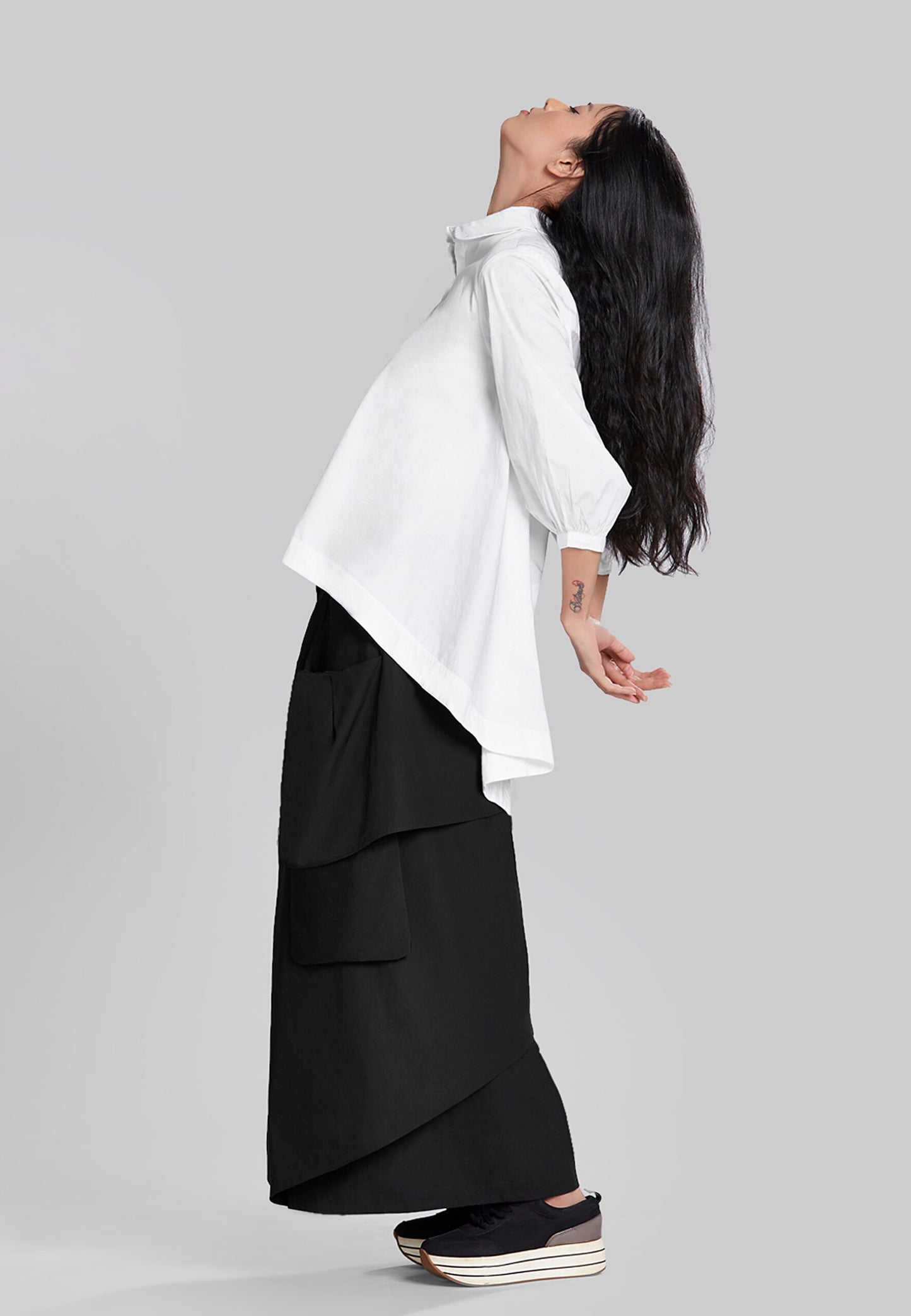 PANTS DOUBLE LAYER POCKET DETAILS