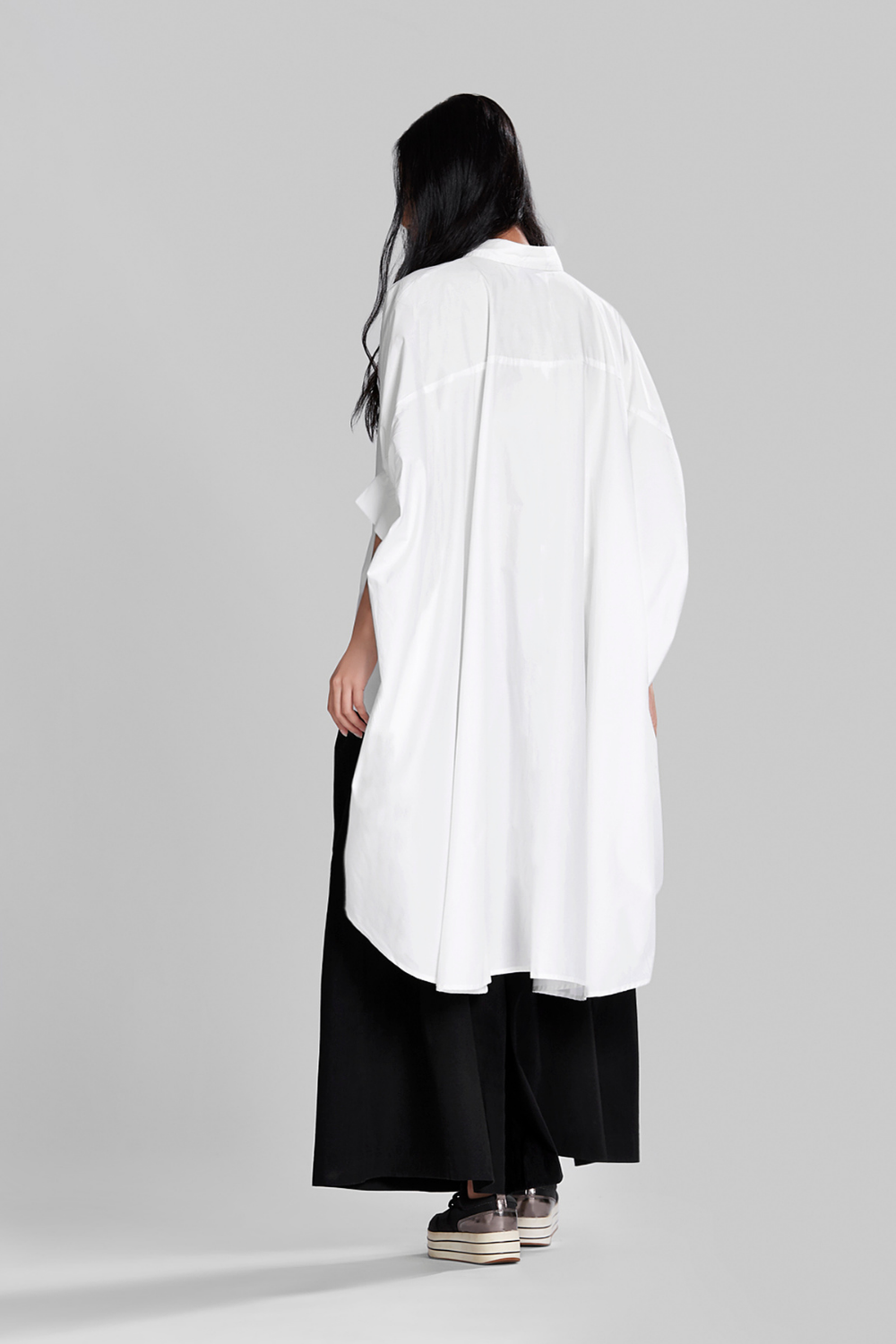 SHIRT WITH GATHERED SLEEVE