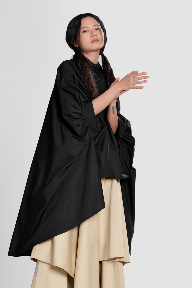 SHIRT WITH GATHERED SLEEVE
