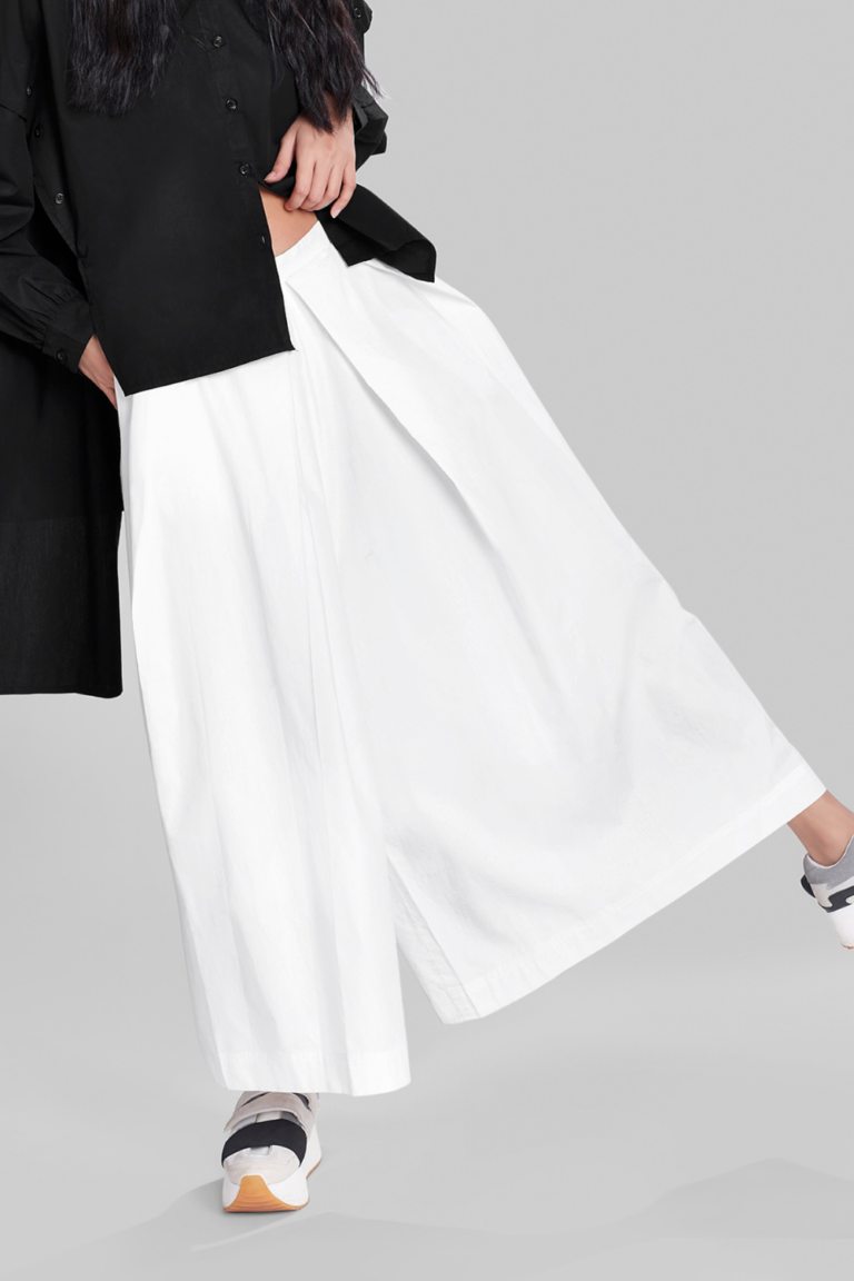 PANTS WITH FRONT PLEAT