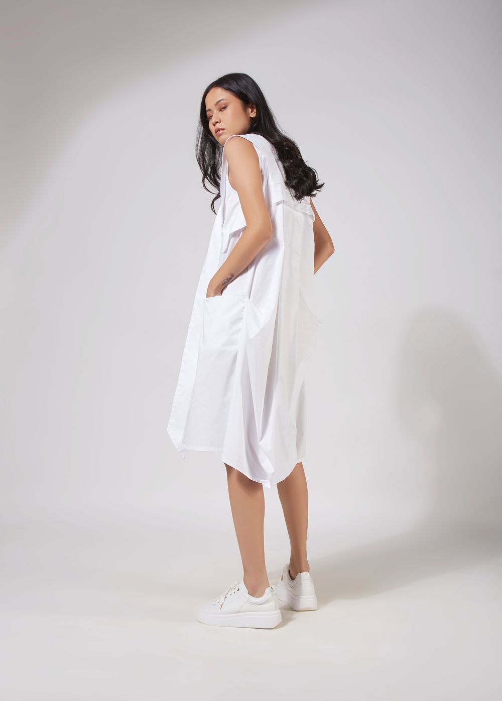 JACKET DRESS WITH FRONT TIE AND BACK DRAPE