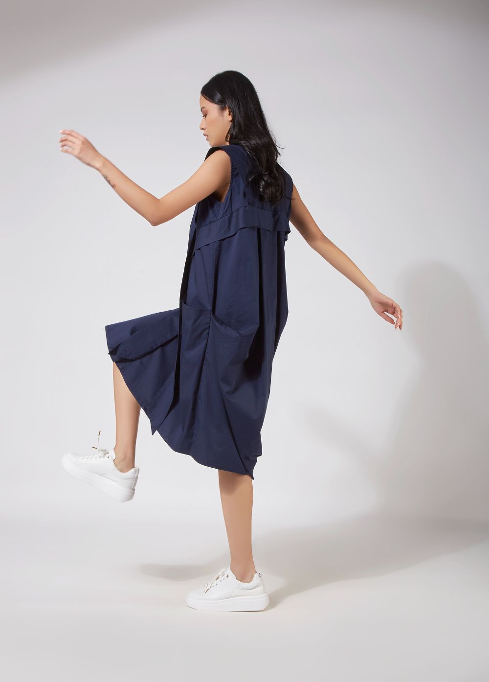 JACKET DRESS WITH FRONT TIE AND BACK DRAPE