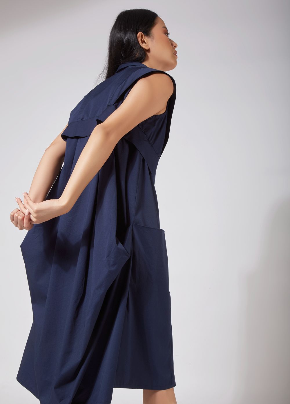 JACKET DRESS WITH FRONT TIE AND BACK DRAPE