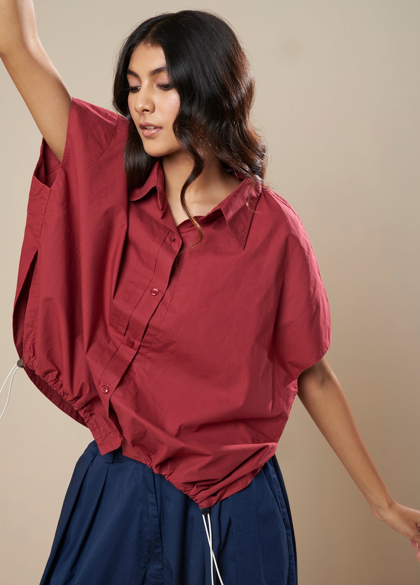 SHIRT WITH ROUCHE ELASTIC HEM AND DECONSTRUCTED BACK