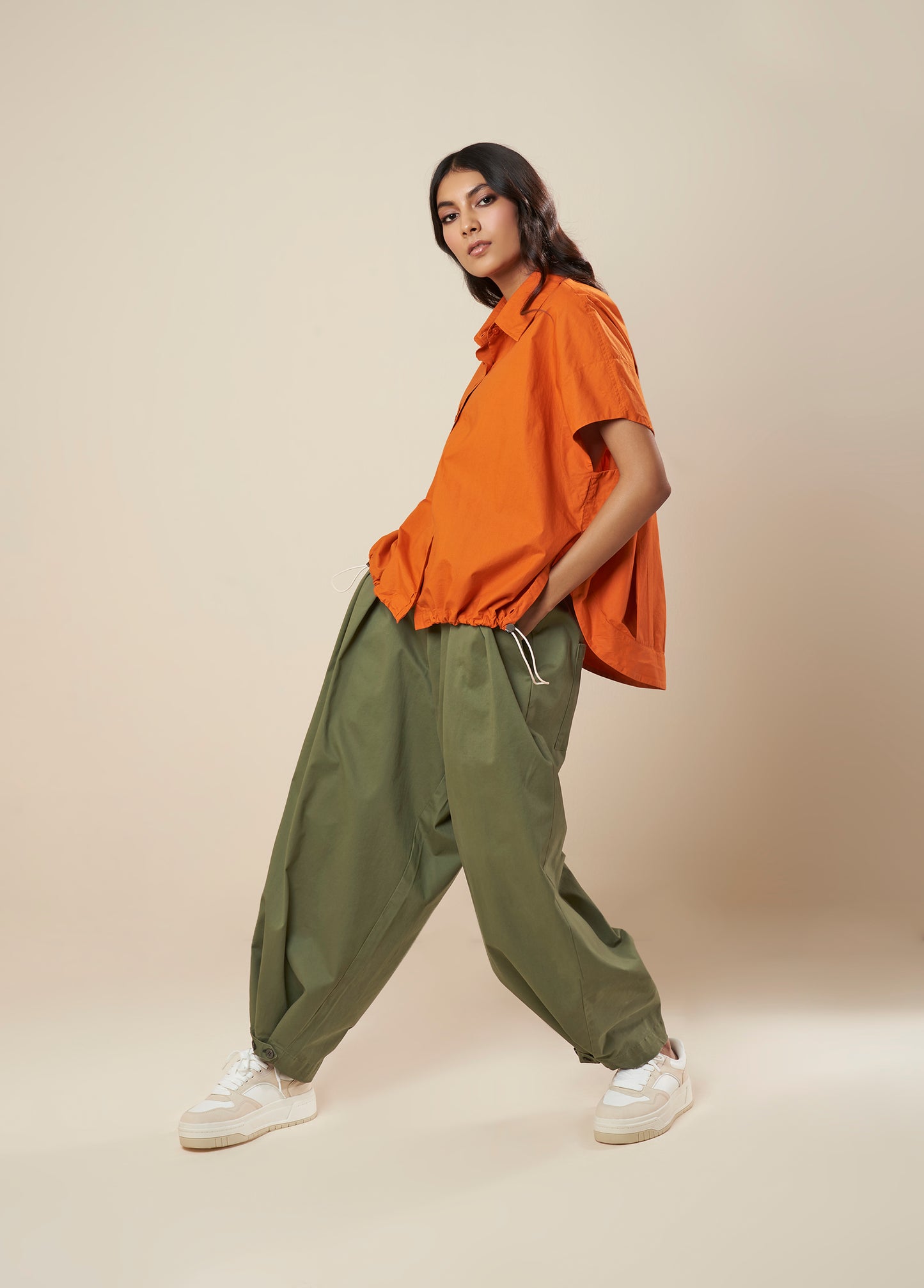 SHIRT WITH ROUCHE ELASTIC HEM AND DECONSTRUCTED BACK