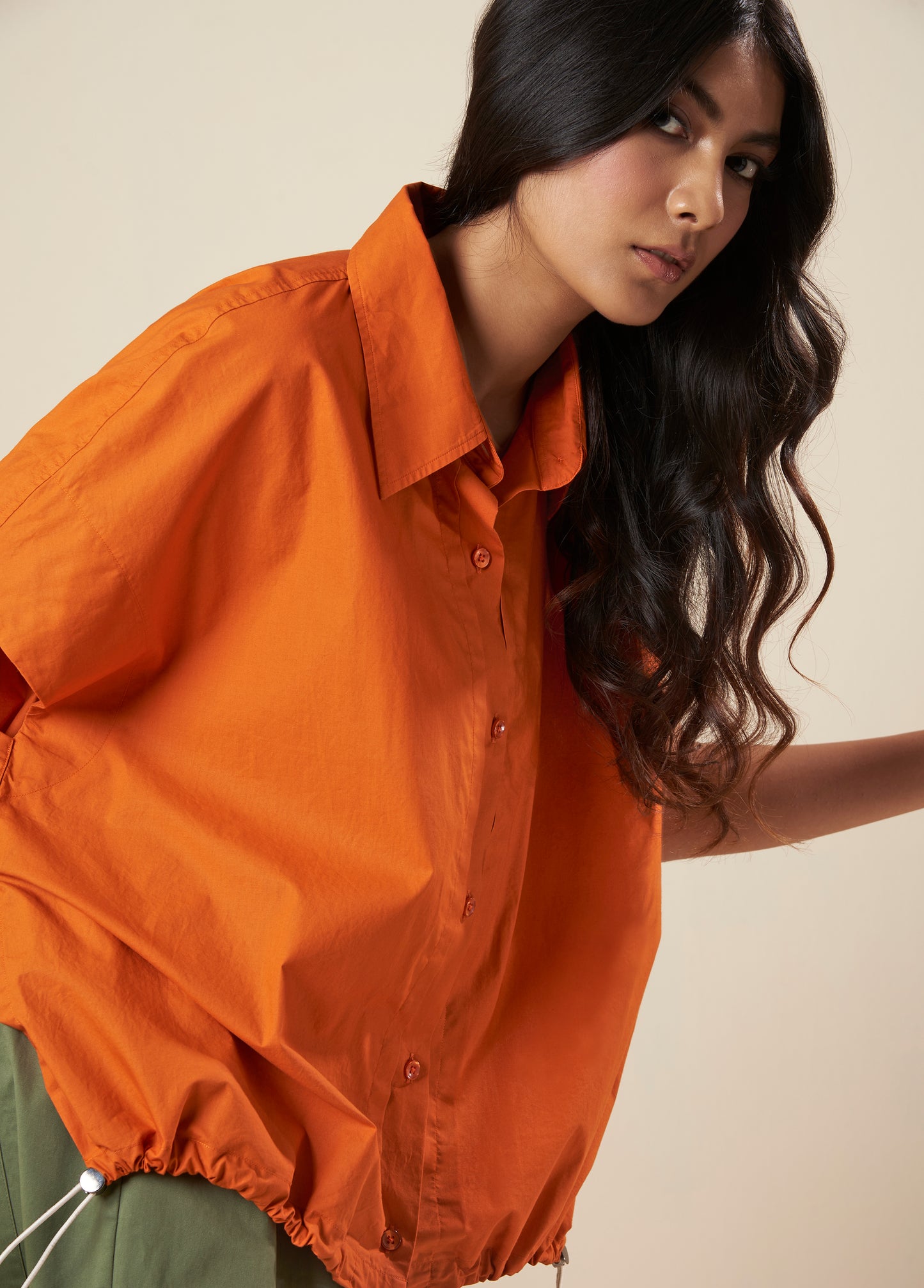 SHIRT WITH ROUCHE ELASTIC HEM AND DECONSTRUCTED BACK