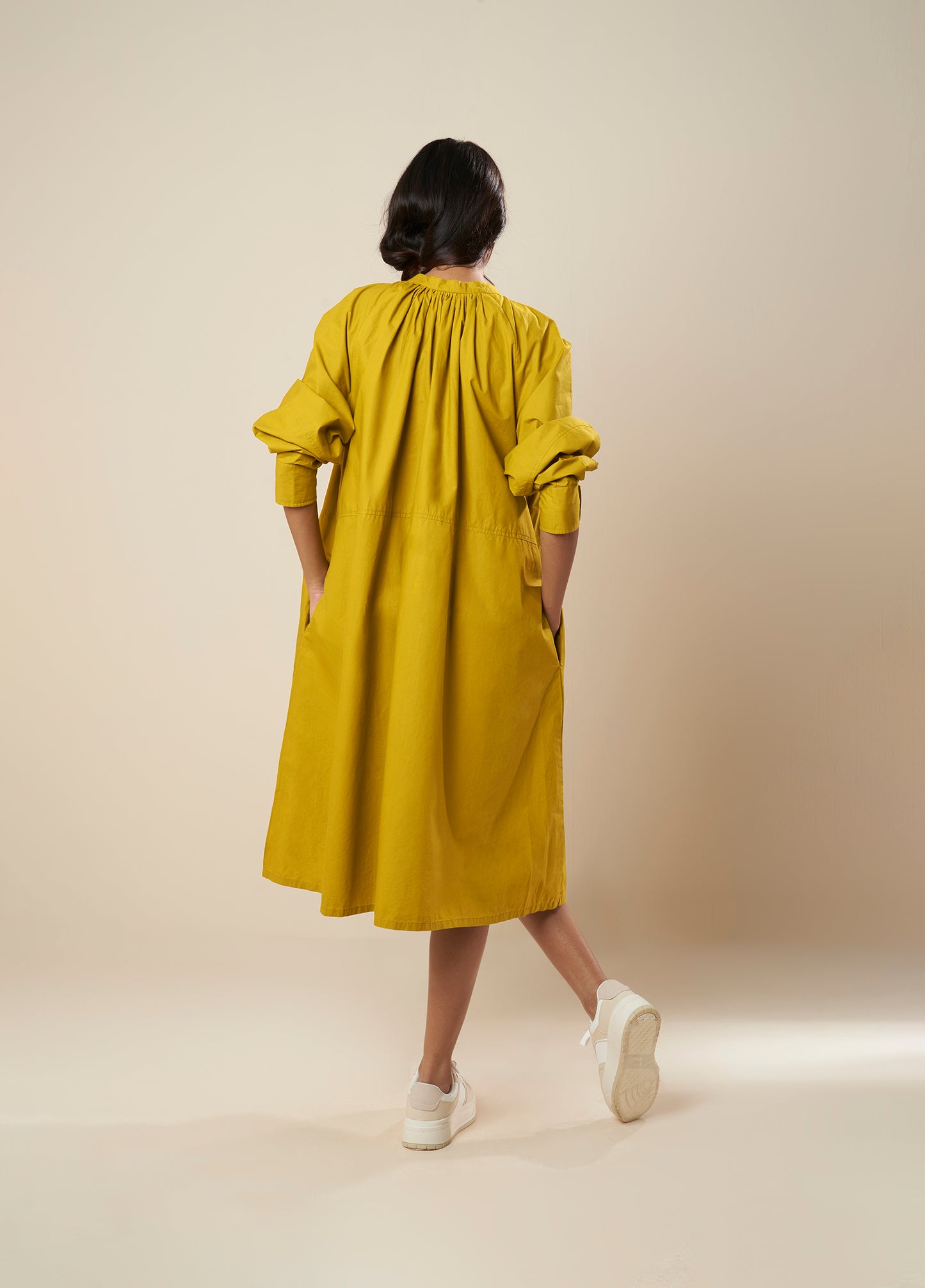 DRESS WITH GATHERED FRONT AND HALF PLACKET
