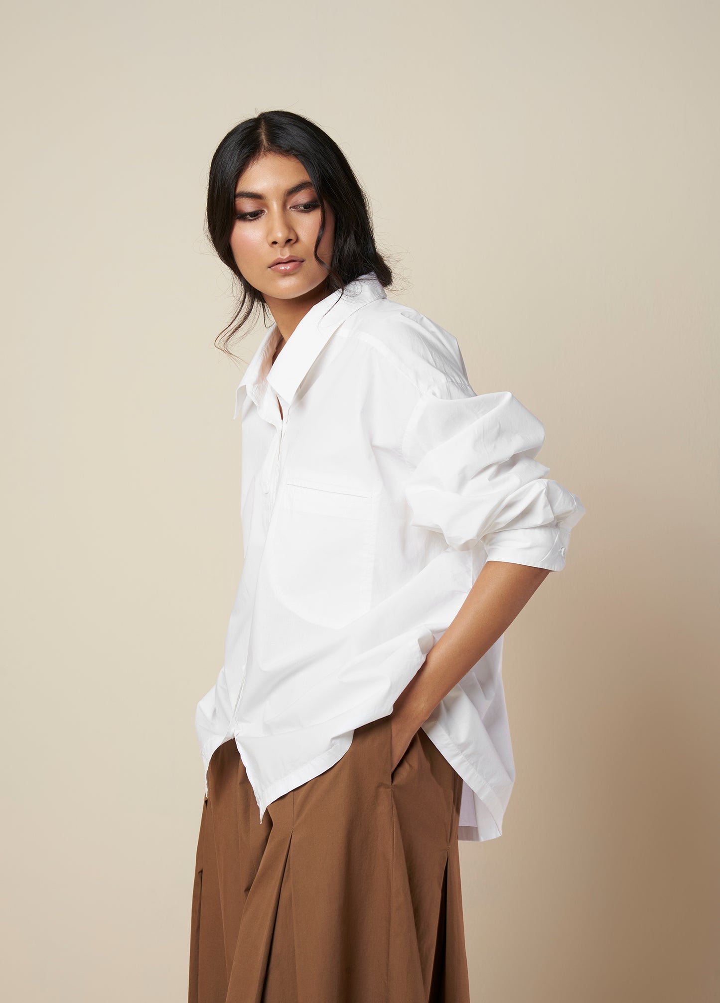 OVERSIZED SHIRT WITH BACK PLEAT