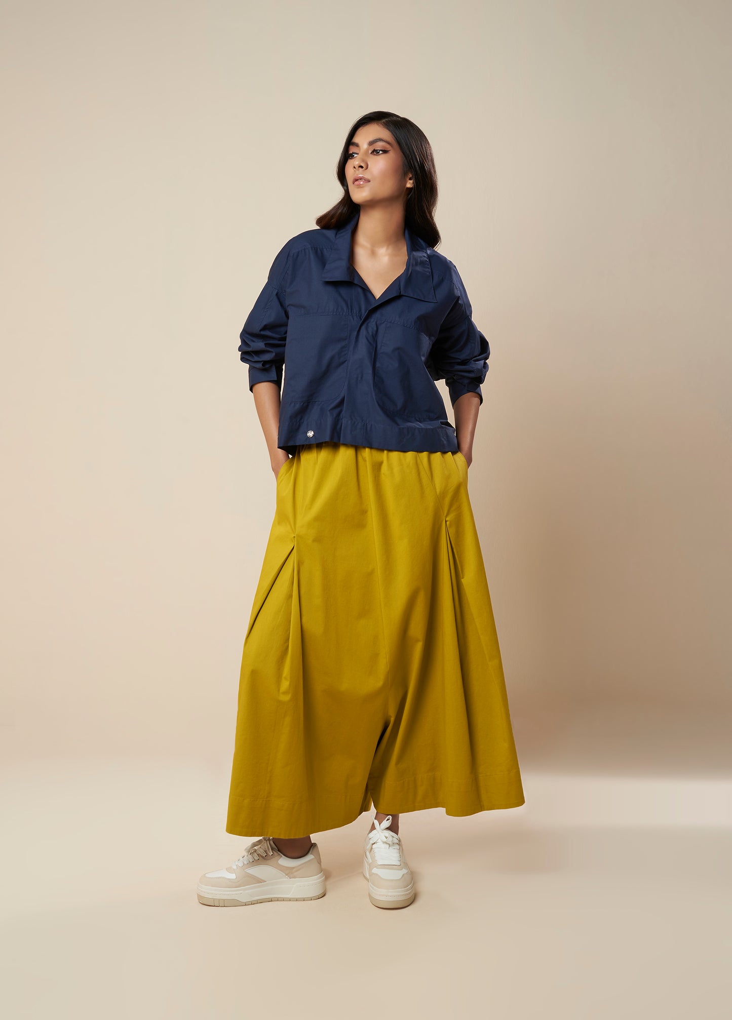 PANTS WITH LOW CROTCH AND FLARE