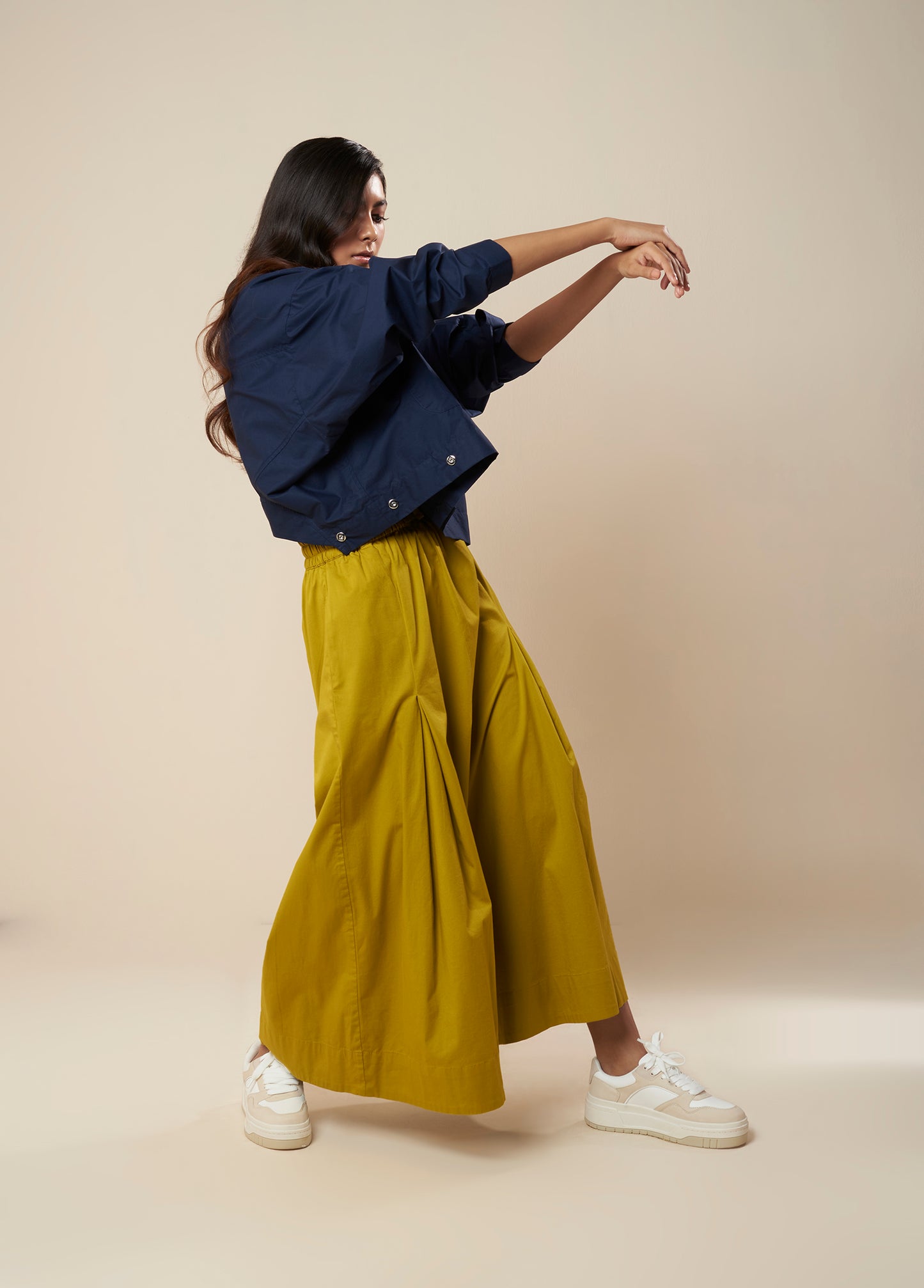 PANTS WITH LOW CROTCH AND FLARE