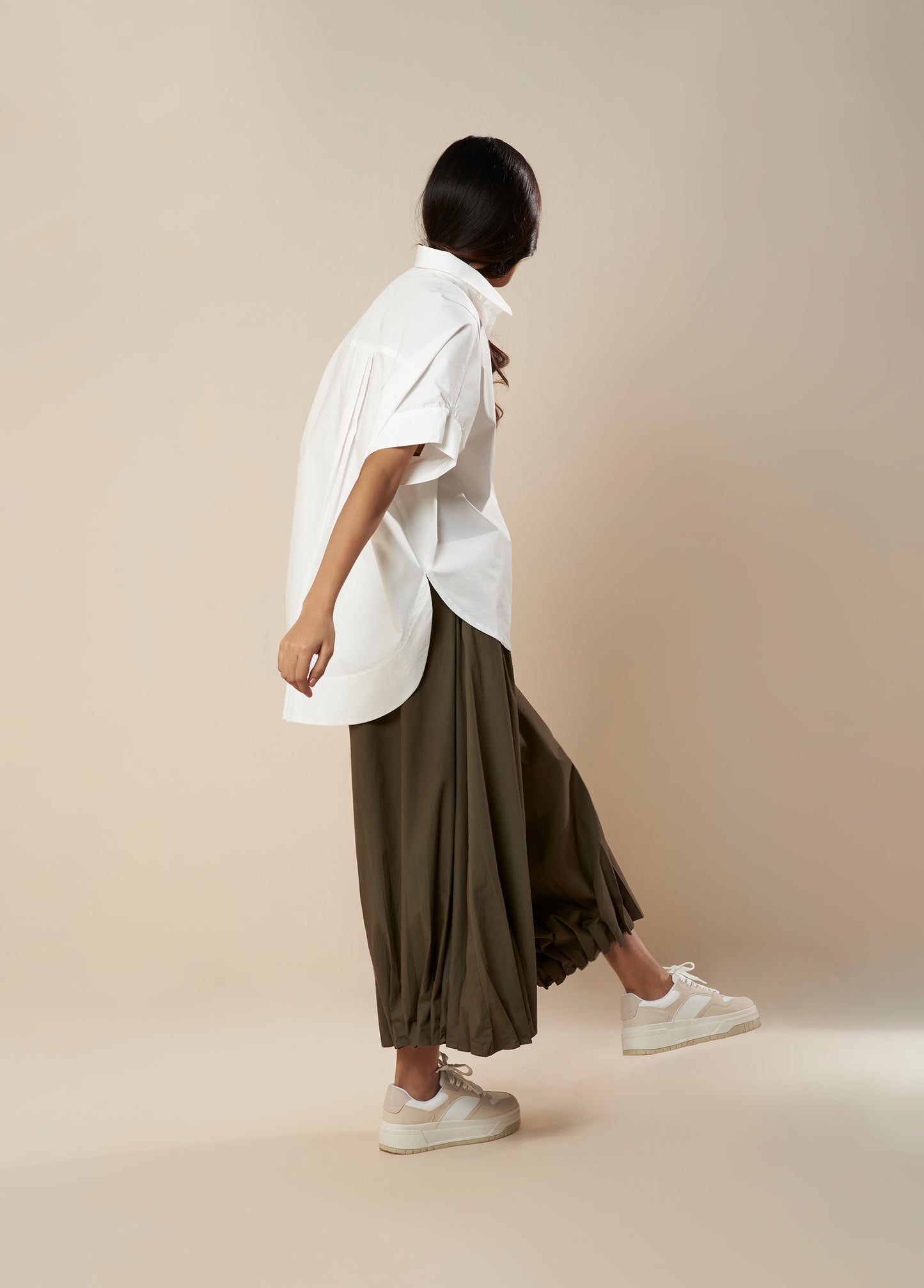 TOP WITH SHORT FRONT AND LONG BACK