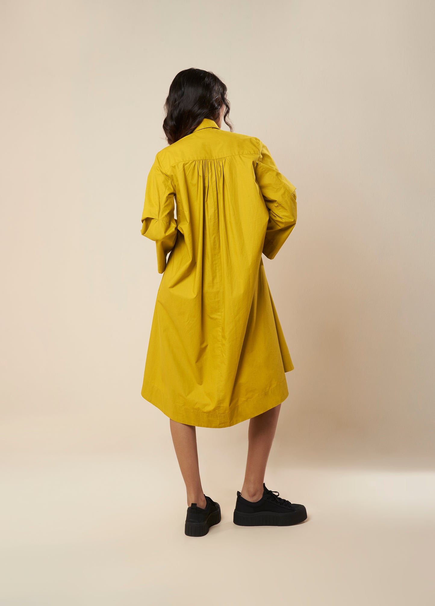 SHIRT WITH COWL BACK AND CONSTRUCTED SLEEVE