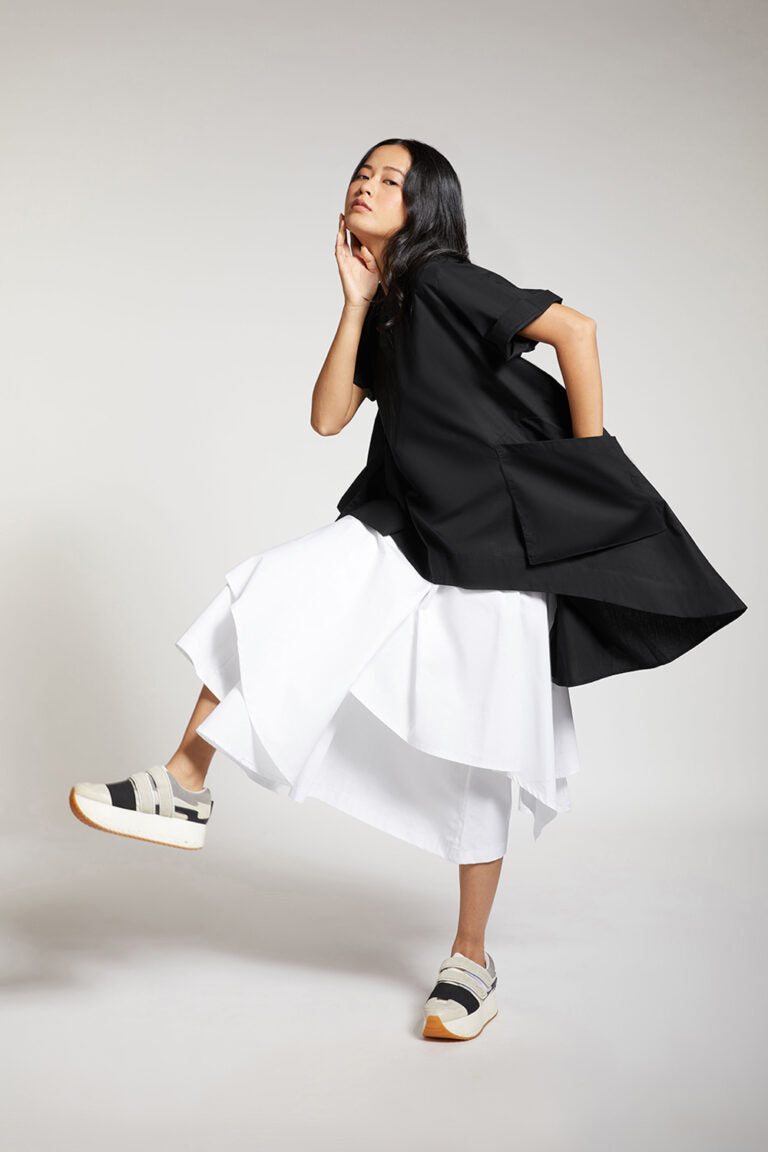 HIGH-LOW TOP WITH SIDE POCKETS
