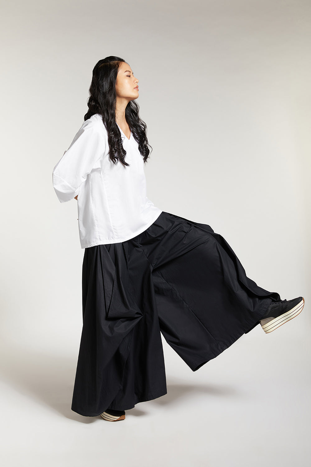 FLARED PANTS WITH SIDE PANEL
