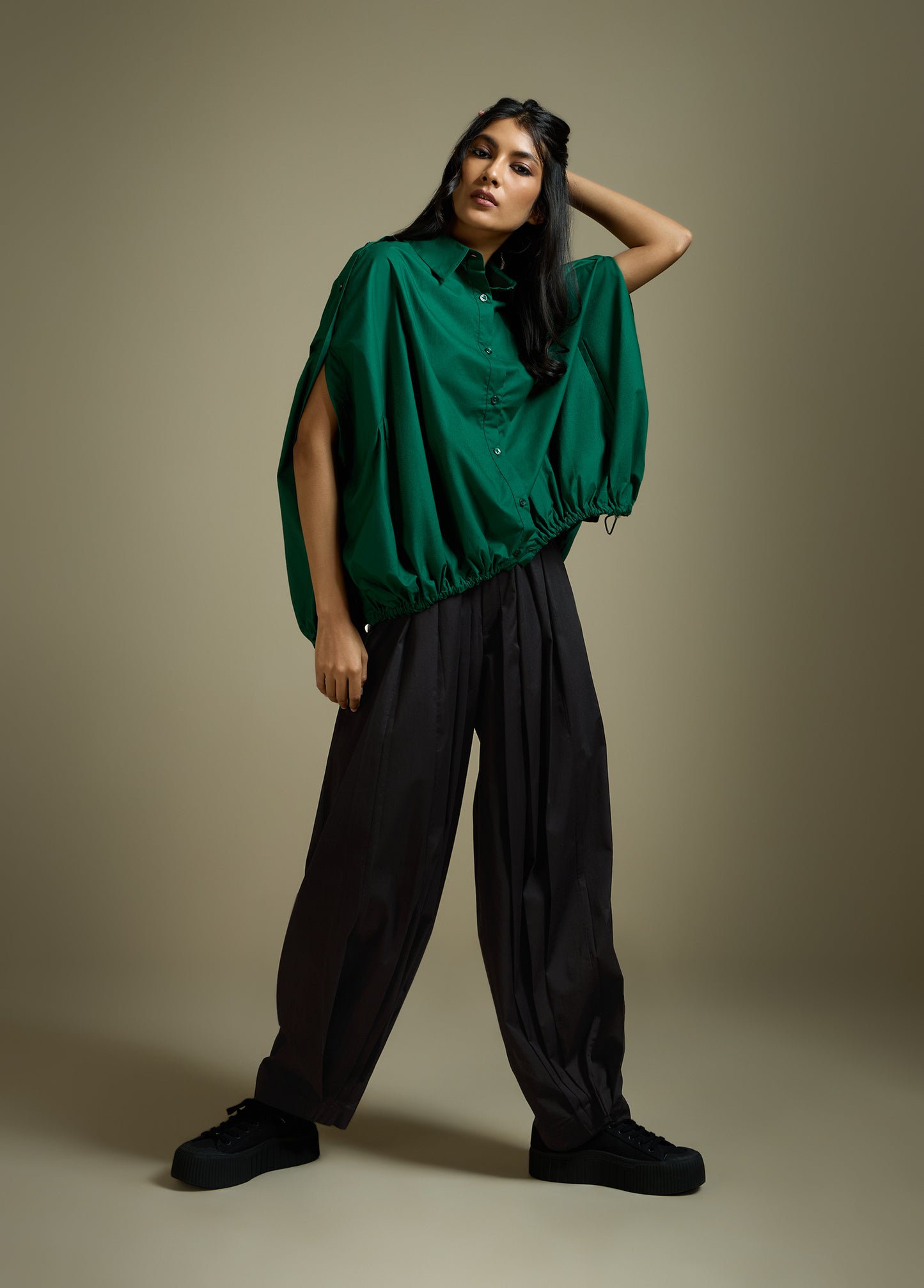 PLEATED PANTS WITH TAPERED HEM