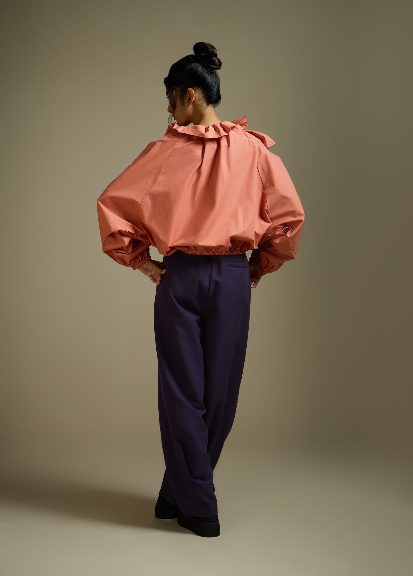 PLEATED PANTS WITH TAPERED HEM