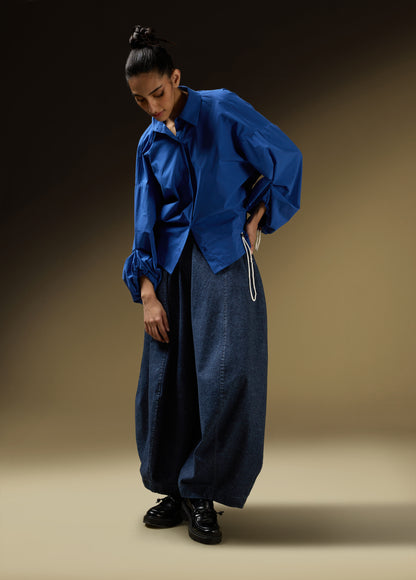 SHIRT WITH BACK ROUCHED HEM AND PLEAT SLEEVE DETAIL