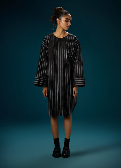 DRESS WITH KIMONO SLEEVE