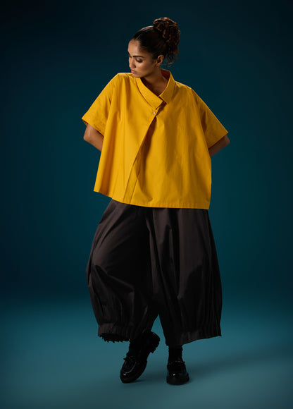 PANTS WITH GATHERES & ELASTICATED HEM