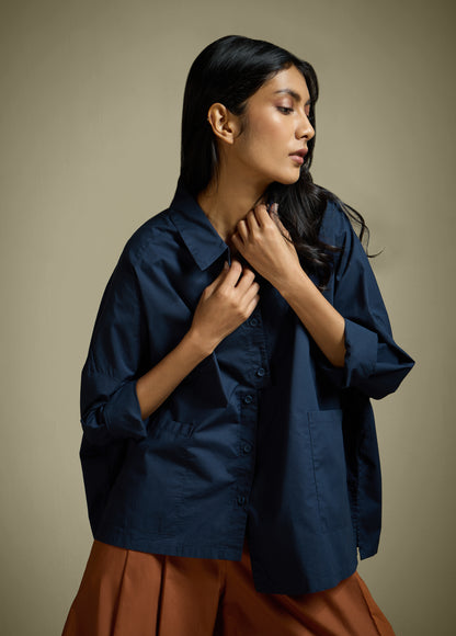 ANTI-FIT SHIRT WITH  HEM POCKET DETAIL