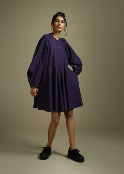 SHIRT DRESS WITH CONSTRUCTED PLEATED SLEEVE AND FLARE HEM