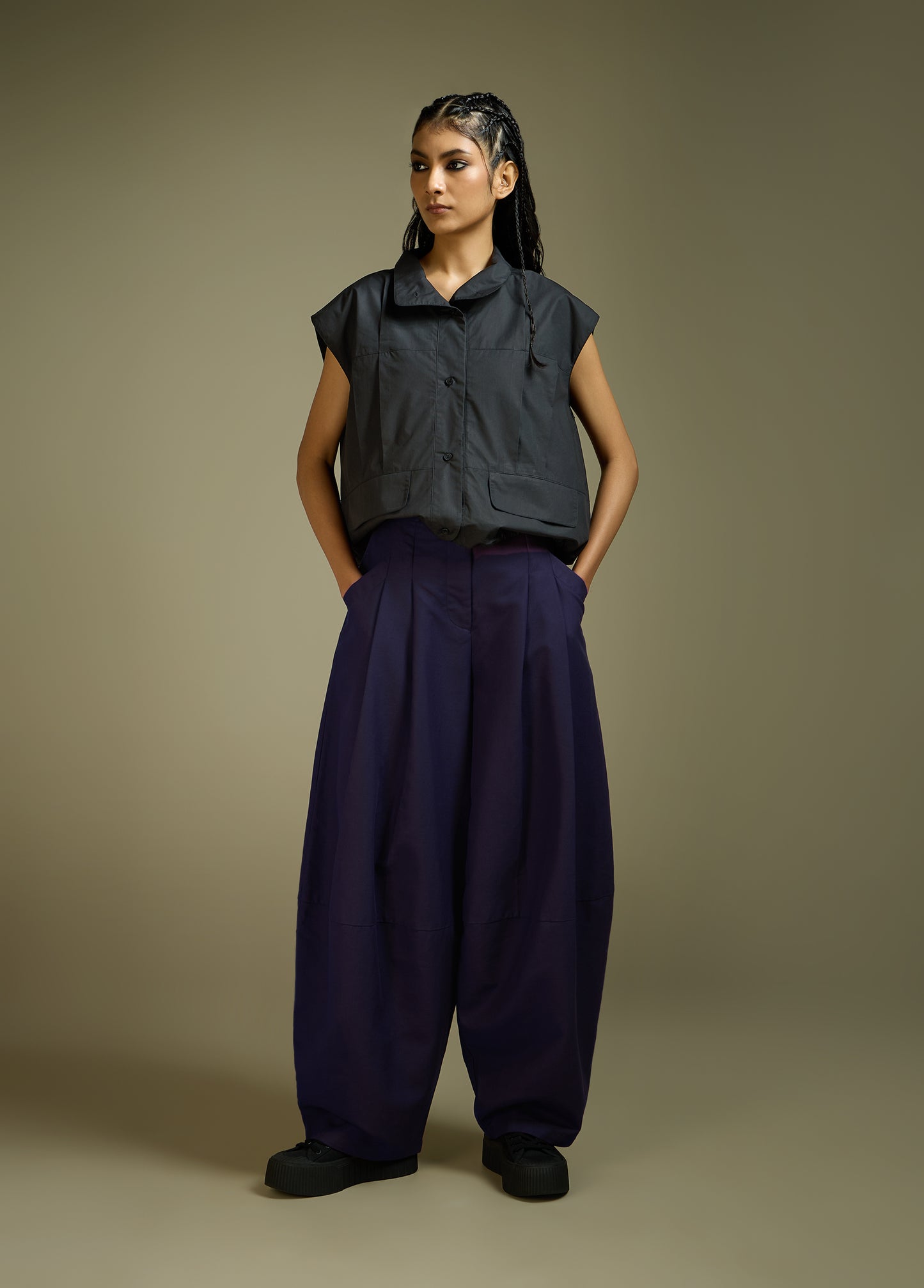 PANTS WITH WIDE DECONSTRUCTED LEG