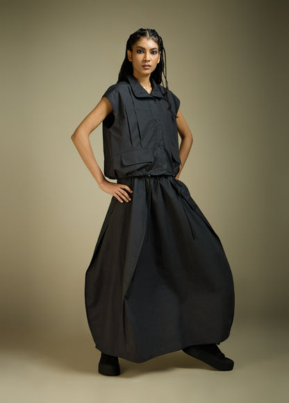 SKIRT WITH ROUNDED PANELS