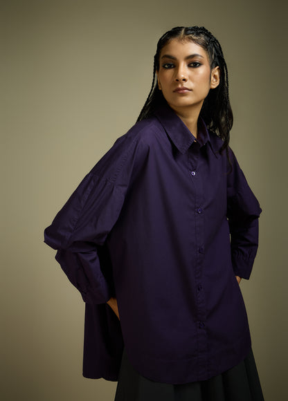 SHIRT WITH PLEATED BACK AND ELASTIC SLEEVE DETAIL