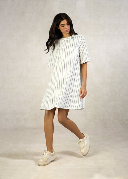 DRESS WITH FLARE & SIDE PANEL