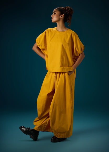 TOP WITH DROP SHOULDER AND ELASTICATED SLEEVE DETAILS