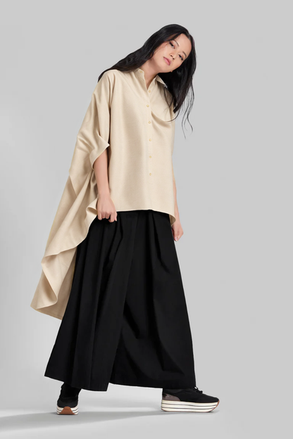 HIGH-LO SHIRT WITH GATHERED SLEEVES