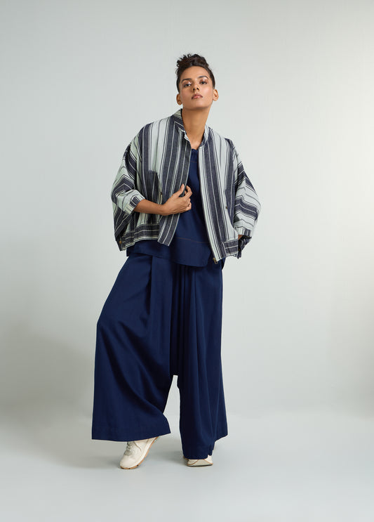 LOW CROTCH FLARE PANTS WITH FRONT PLEATS