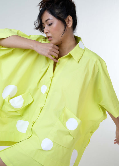 OVERSIZED SHIRT WITH SIDE BUTTONS AND POCKET DETAIL