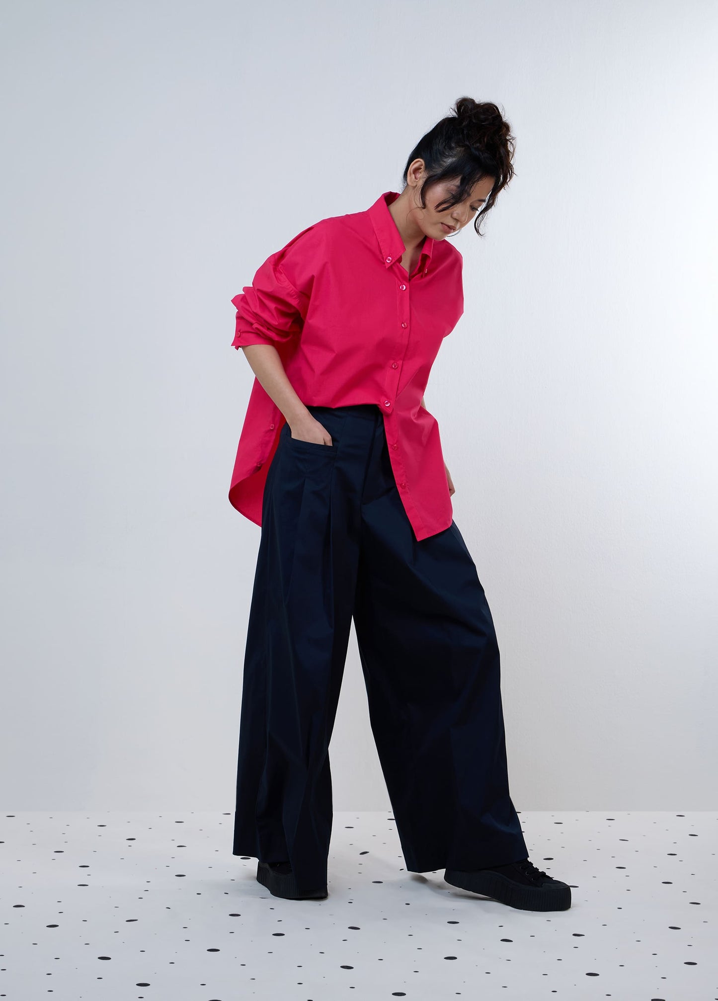 HIGH-WAISTED PANTS WITH SIDE POCKET AND FLARE